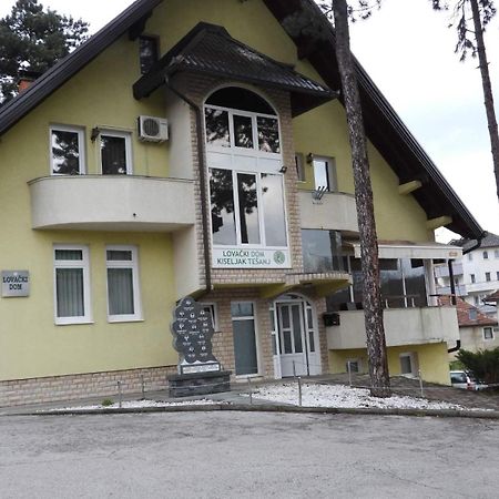 Restoran&Motel And Apartmants Lovacka Prica Tesanj Dış mekan fotoğraf