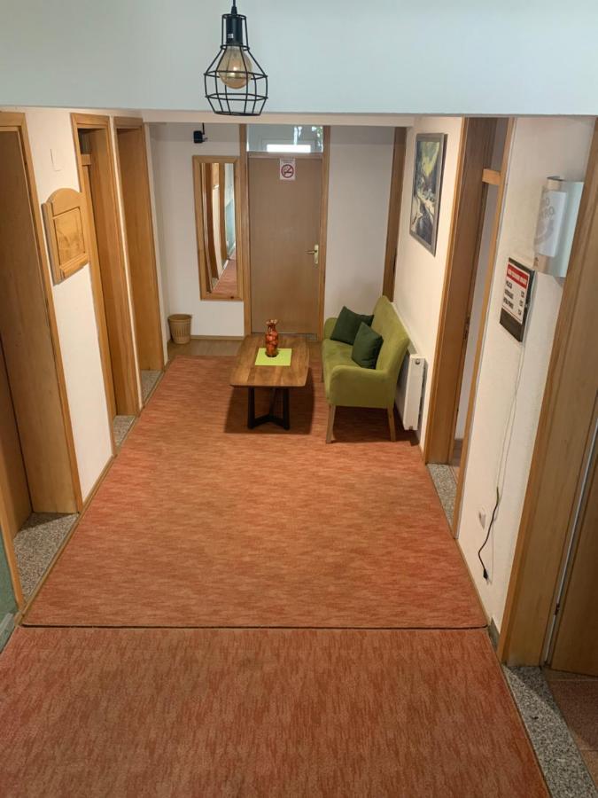 Restoran&Motel And Apartmants Lovacka Prica Tesanj Dış mekan fotoğraf