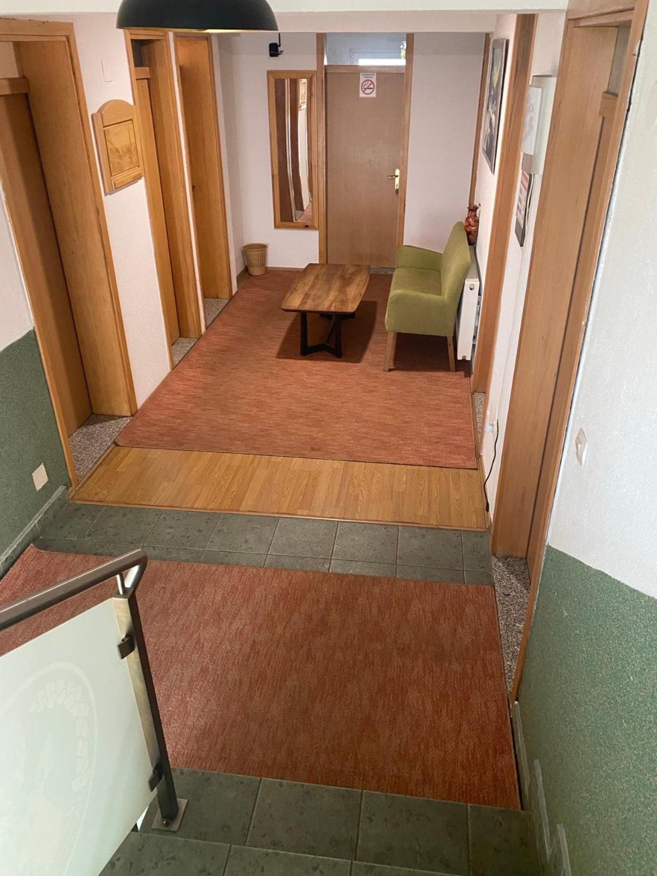 Restoran&Motel And Apartmants Lovacka Prica Tesanj Dış mekan fotoğraf