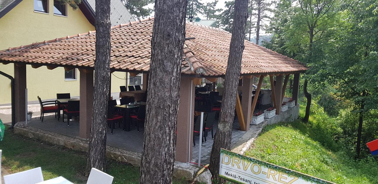 Restoran&Motel And Apartmants Lovacka Prica Tesanj Dış mekan fotoğraf
