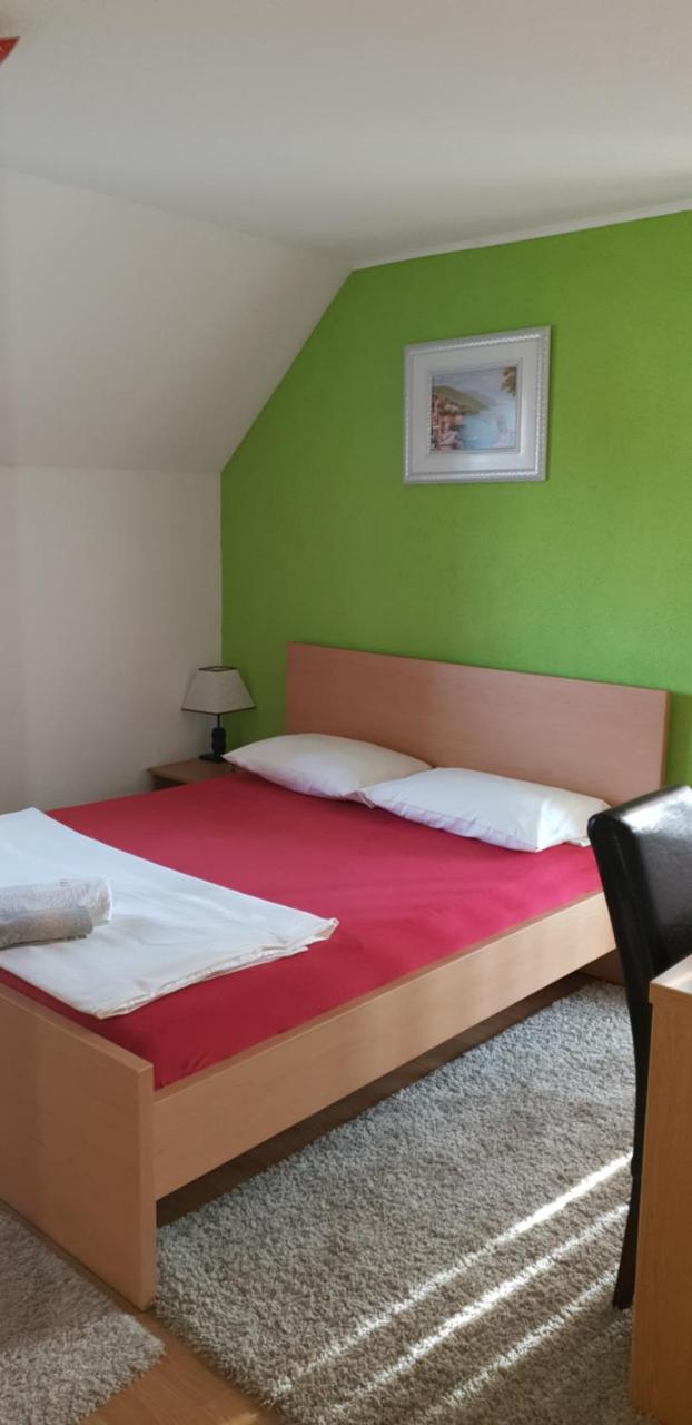 Restoran&Motel And Apartmants Lovacka Prica Tesanj Dış mekan fotoğraf