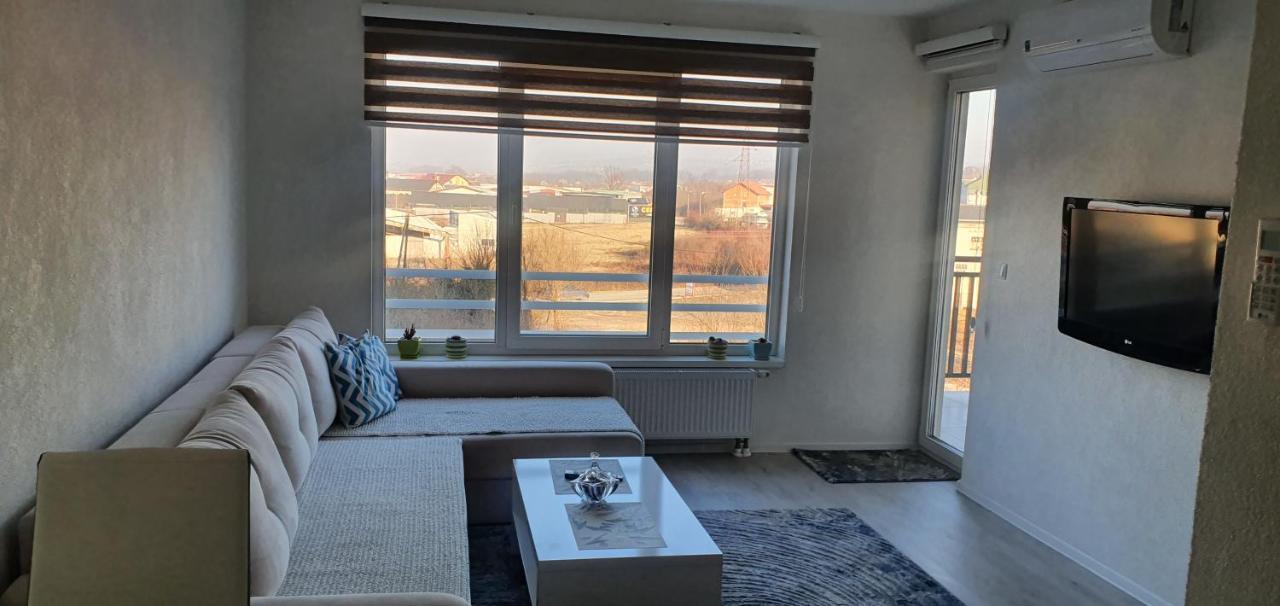 Restoran&Motel And Apartmants Lovacka Prica Tesanj Dış mekan fotoğraf
